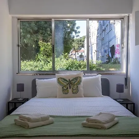 Encarnacao Metro Apartment *
